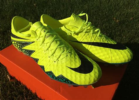 Buy Hypervenom Phinish Shoes: New Releases & Iconic Styles